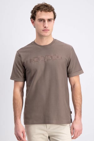 regular T-shirt bruin