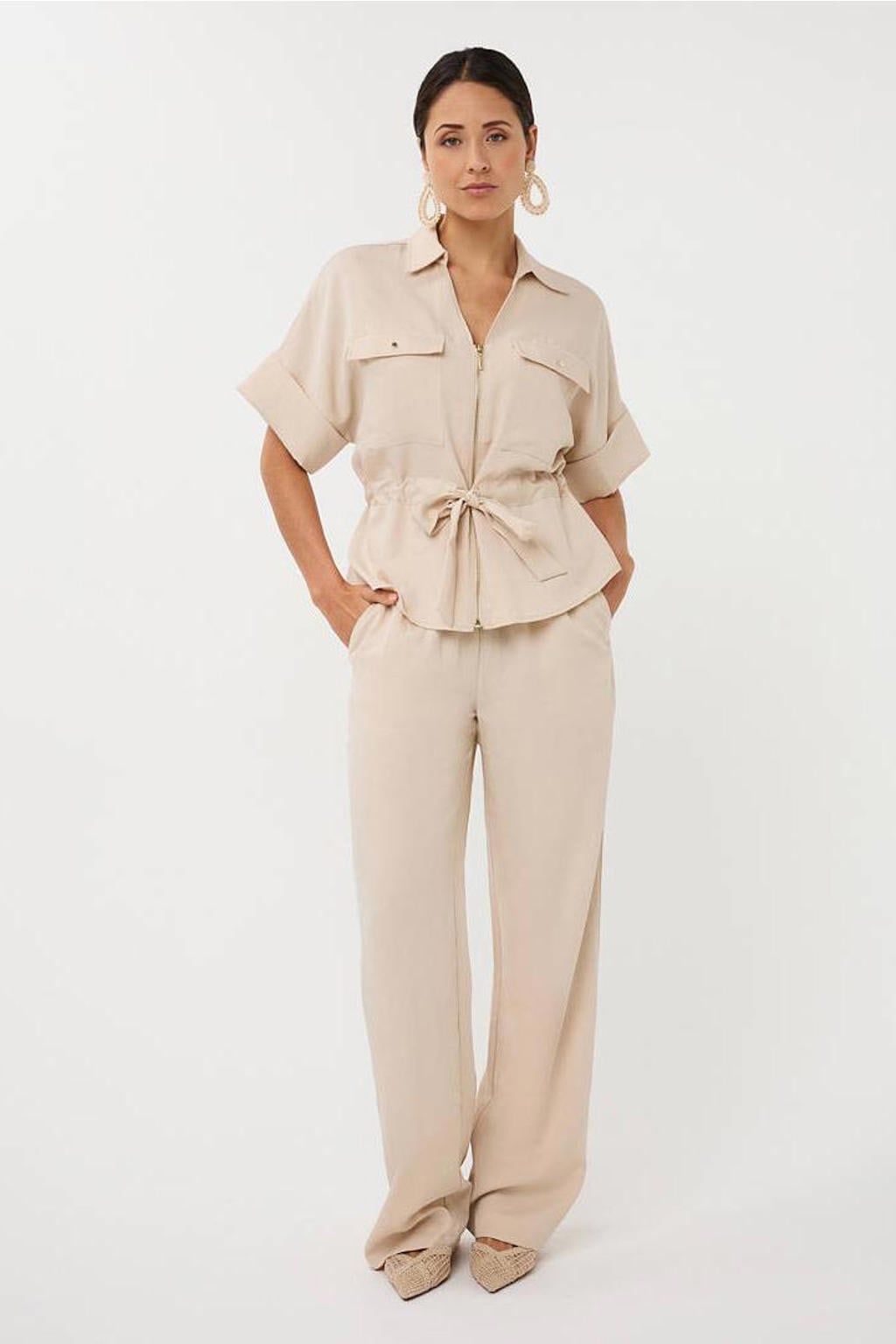 Zandkleurige dames Esqualo blouse van rayon met effen, driekwart mouwen, klassieke kraag, knoopsluiting en elastische boord