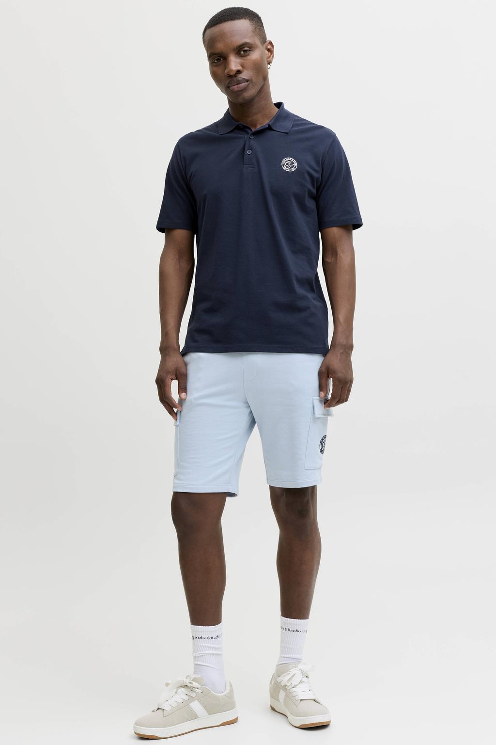 Donkerblauwe heren JACK & JONES regular polo van katoen met effen, korte mouwen, knoopsluiting en pique