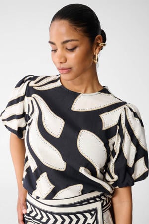blousetop met bladprint zwart