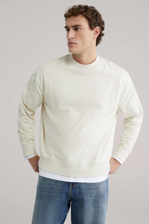 sweater beige