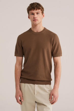regular T-shirt met ingebreid patroon bruin