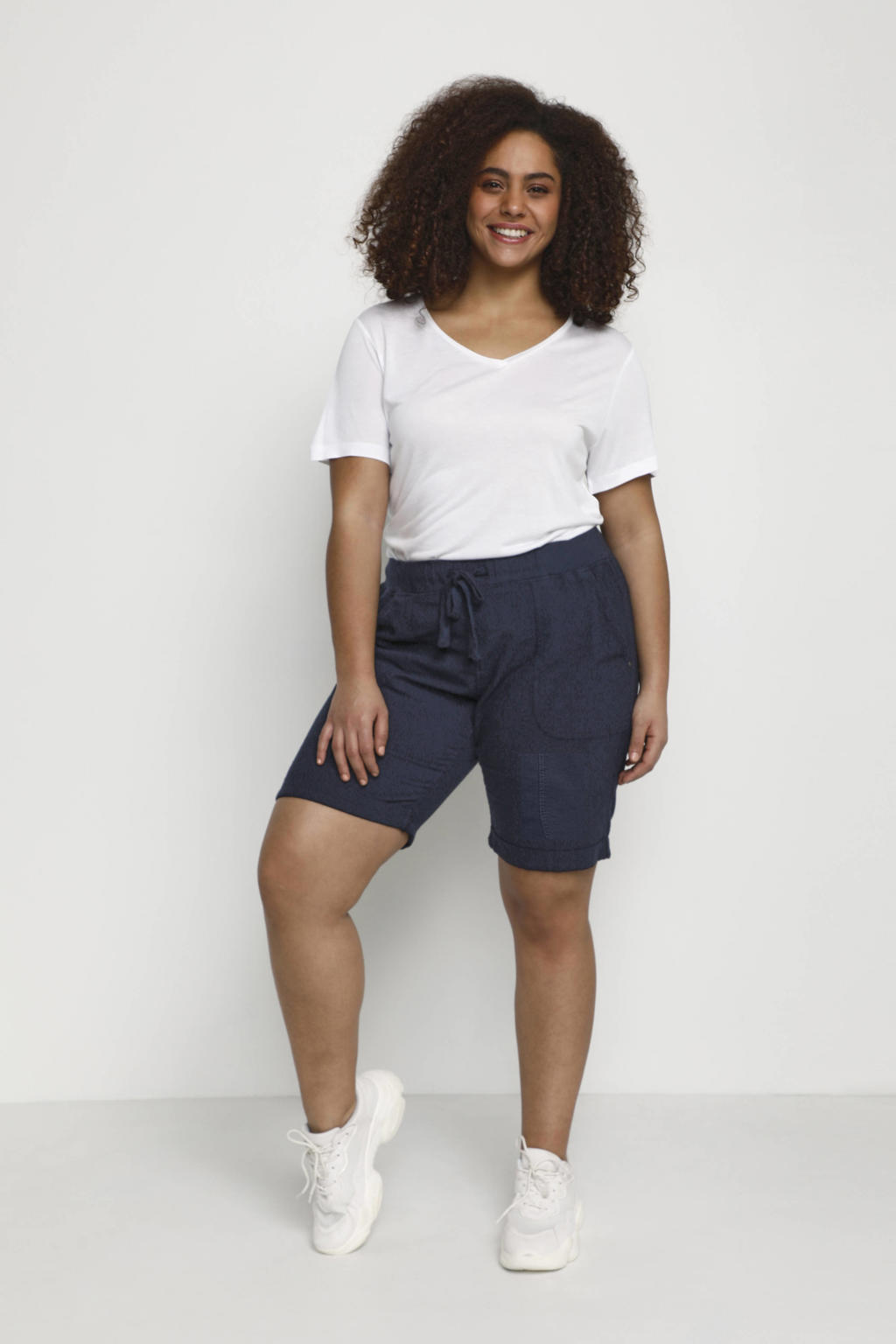 Donkerblauwe dames Kaffe Curve regular waist casual short van katoen met loose fit, elastische tailleband met koord en effen