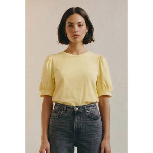 AWARE T-shirt lichtgeel afbeelding