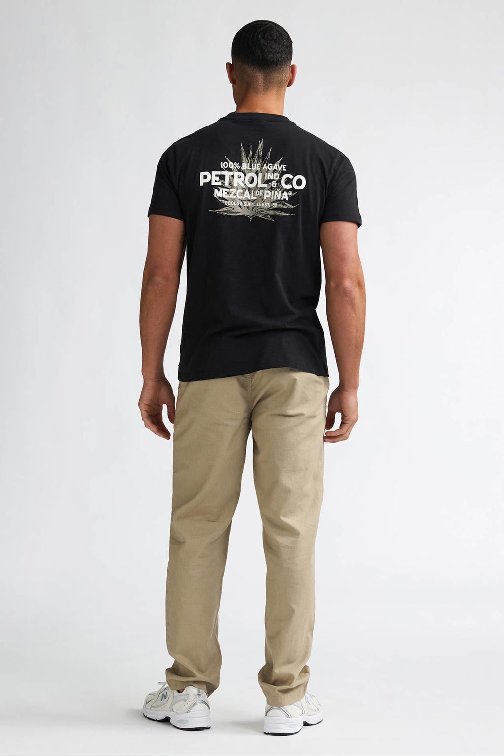Petrol Industries tapered chino met linnen zand