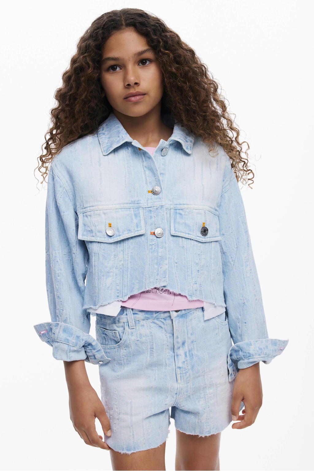 Light blue denim meisjes Desigual spijkerjas van katoen met effen, lange mouwen, klassieke kraag, knoopsluiting en slijtage details