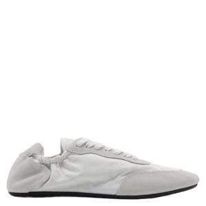 sneakers wit
