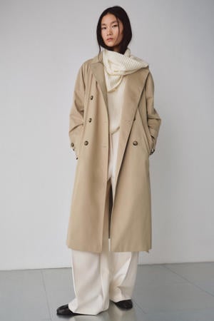 trenchcoat beige