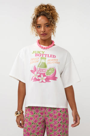 T-shirt wit