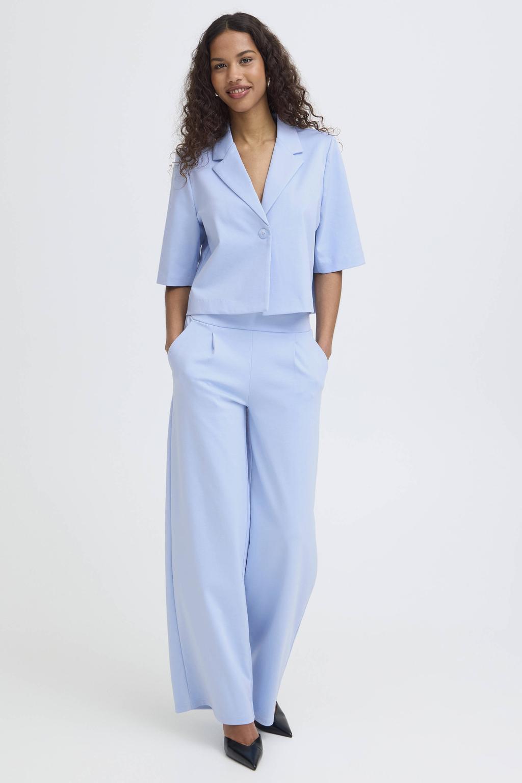 Lichtblauwe dames ICHI cropped blazer van polyester met effen, half lange mouwen, reverskraag en knoopsluiting