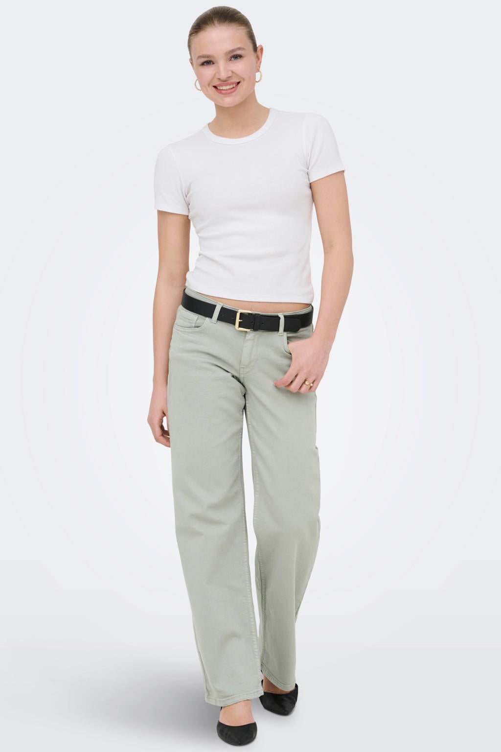 Groene dames ONLY Onljudy Lw Wide Leg Dnm Tai Epp Clr Dnm low waist straight leg jeans met rits- en knoopsluiting en effen