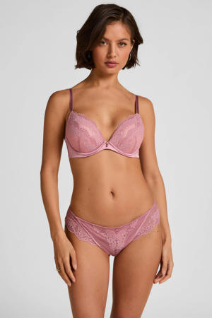 brazilian Laila roze