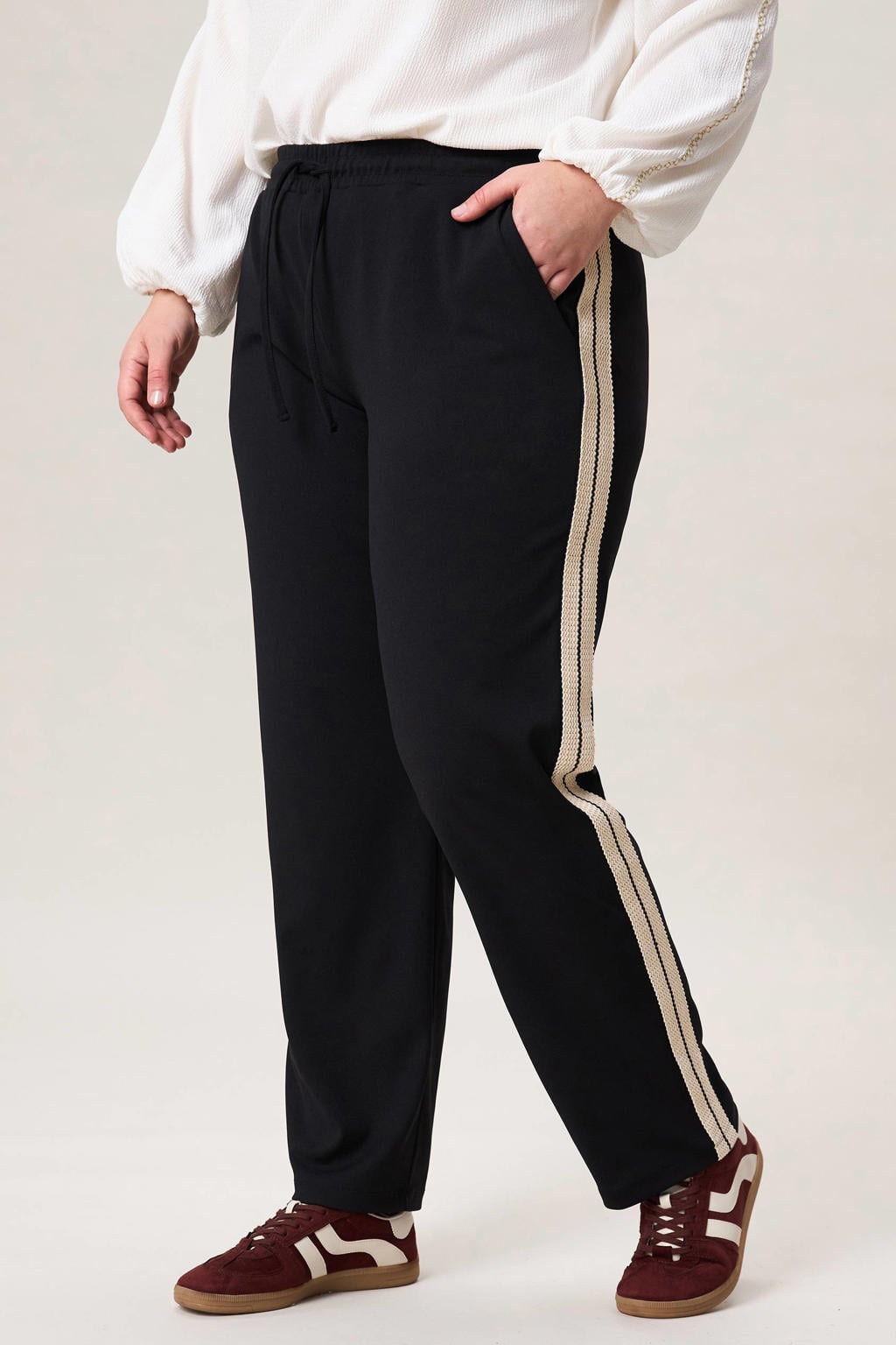 Zwart en ecru dames Miss Etam Plus regular waist gestreepte casual broek van polyester met loose fit en elastische tailleband