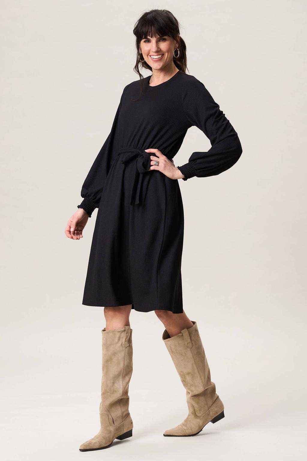 Zwarte dames Miss Etam A-lijn jurk van polyester met effen, lange mouwen, ronde hals en elastische tailleband met koord
