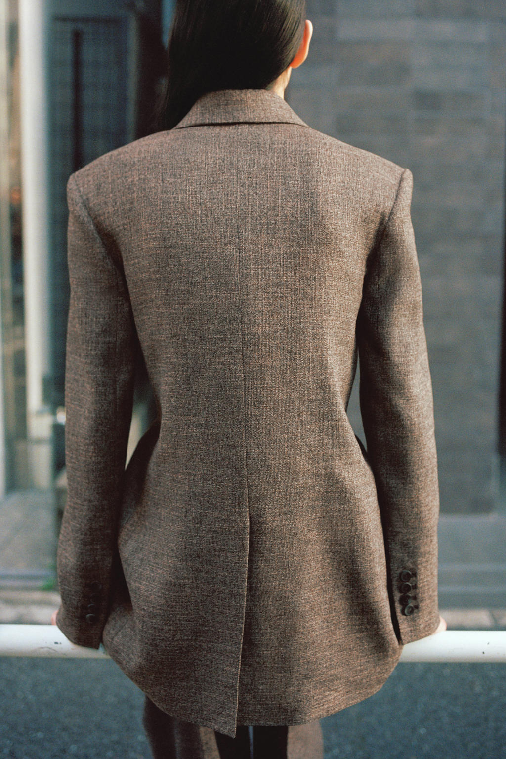 Bruine dames Mango regular blazer van viscose met melée print, lange mouwen, reverskraag en knoopsluiting