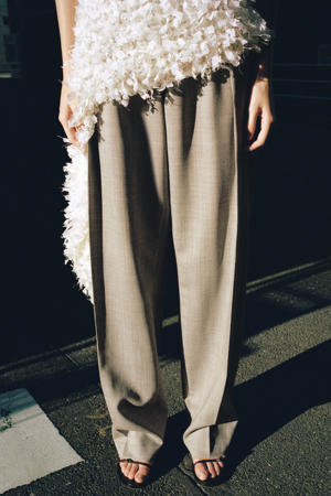 wide leg low waist pantalon met wol grijsbruin