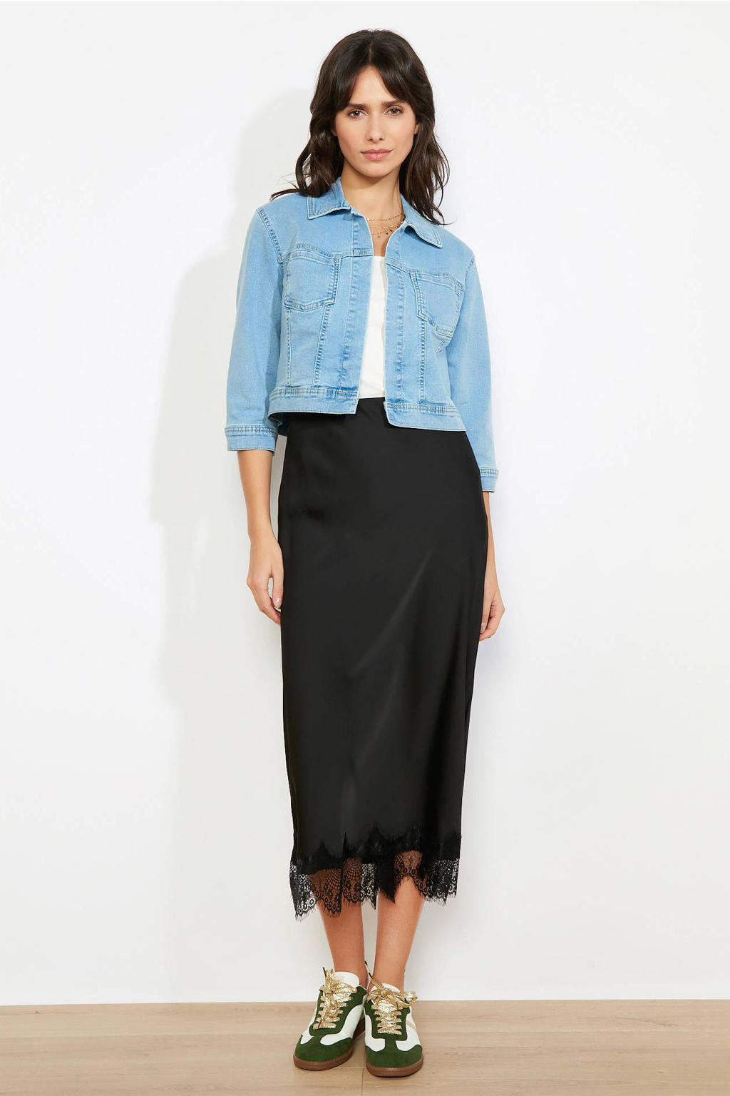 Medium blue denim dames LOLALIZA spijkerjas van denim met effen, lange mouwen, klassieke kraag en knoopsluiting