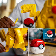 thumbnail: LEGO Pokémon Pikachu en Pokéball Bouwpakket voor Volwassenen 72152