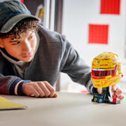 thumbnail: LEGO Editions Vehicles Scuderia Ferrari HP Helm van Lewis Hamilton Set 43022