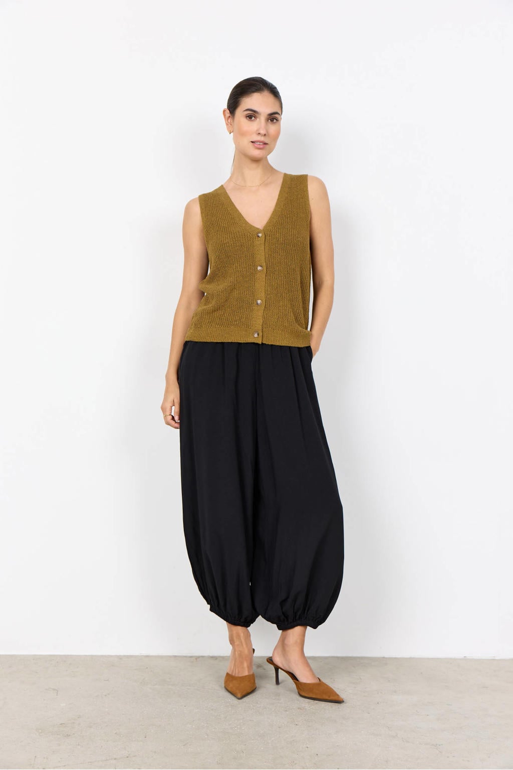 Okergele dames Soyaconcept gilet van acryl met effen, V-hals, knoopsluiting en geribde boorden