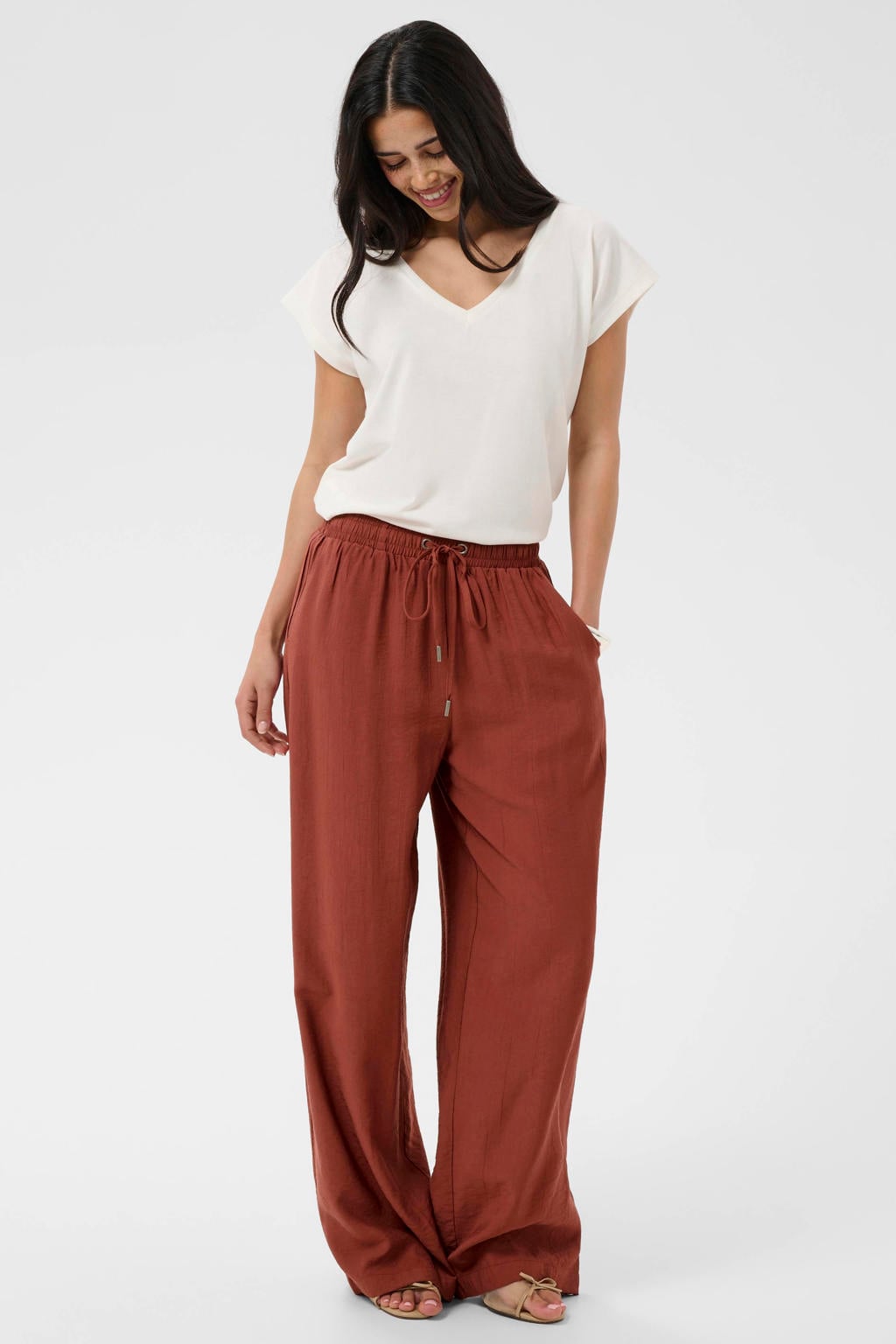 Koraalrode dames Kaffe wide leg regular waist broek van viscose met elastische tailleband met koord en effen
