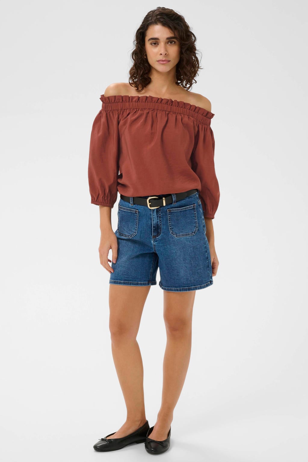 Koraalrode dames Kaffe top van viscose met effen, half lange mouwen en off shoulder hals