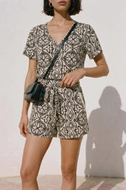 thumbnail: VERO MODA straight high waist casual short