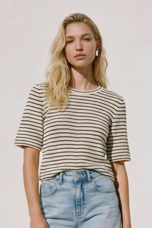 gestreepte top gebreid beige