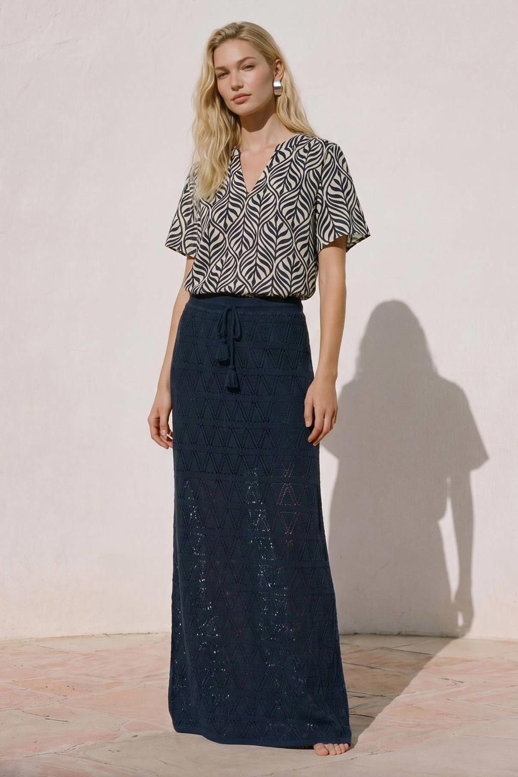 Donkerblauwe dames VERO MODA maxi rok crochet gemaakt van polyester en met elastische tailleband met koord
