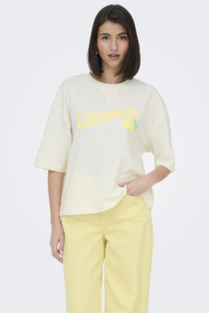 T-shirt wit
