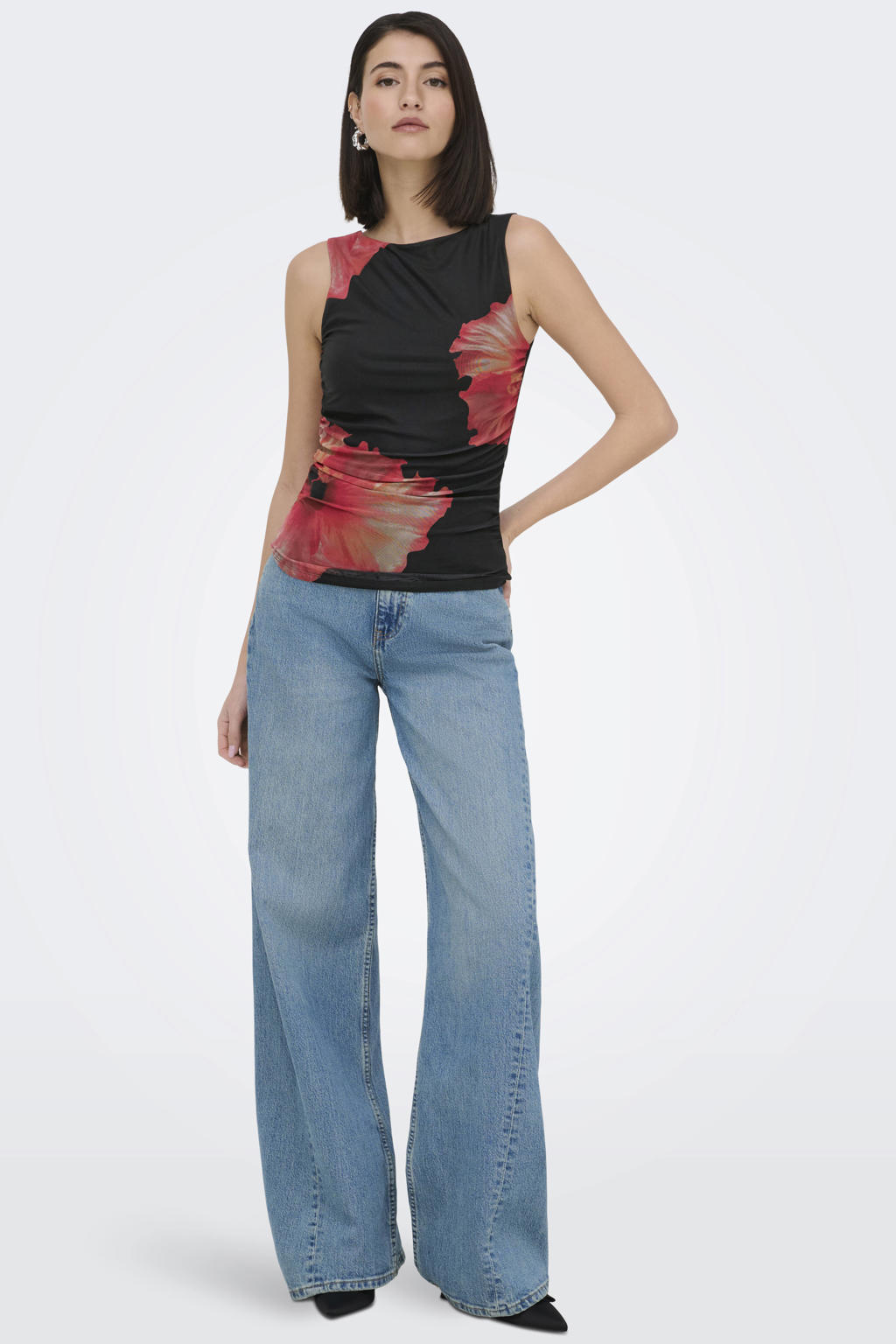 Zwart en rode dames JDY gebloemde top van polyester met ronde hals en mesh