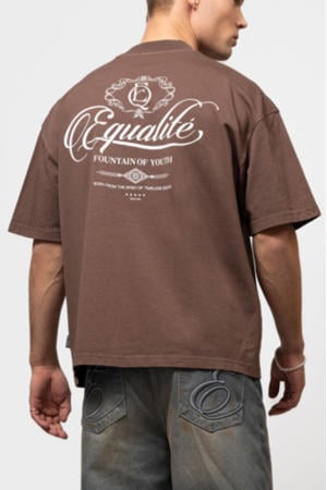 boxy T-shirt met backprint bruin