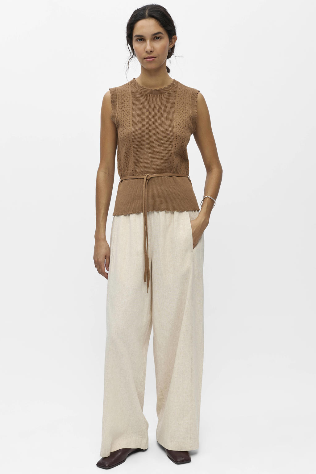 OBJECT top camel