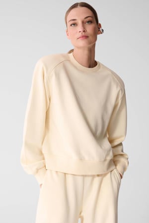 sweater ecru