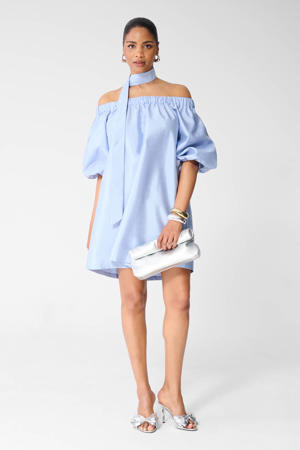 off shoulder jurk lichtblauw
