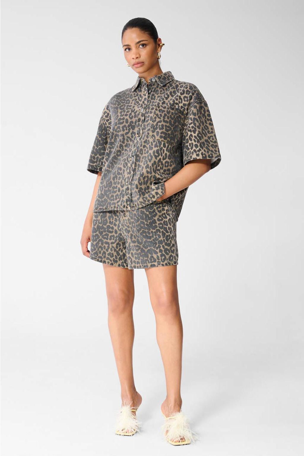 Bruine dames Shoeby high waist short van katoen met loose fit en rits- en knoopsluiting