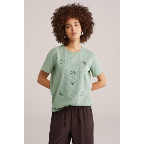 WE Fashion T-shirt lichtgroen afbeelding