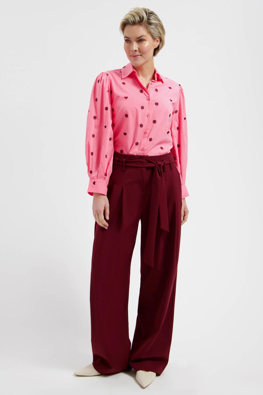 Roze en rode dames Lady Day gebloemde blouse van polyester met lange mouwen, klassieke kraag en knoopsluiting