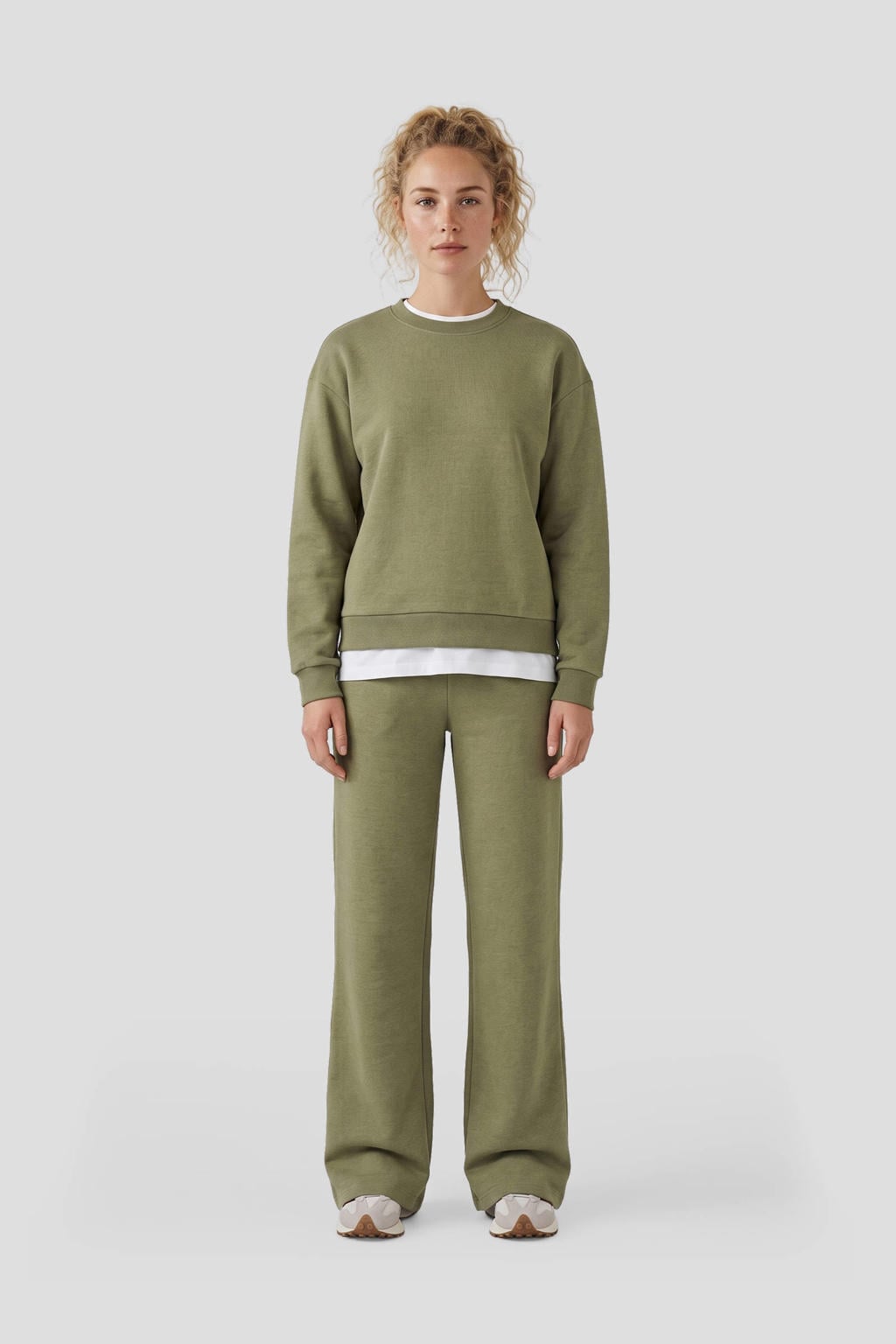 Olijfgroene dames Anytime fleece wide leg joggingbroek met trekkoorden en effen