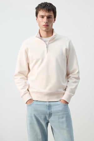 sweater ecru