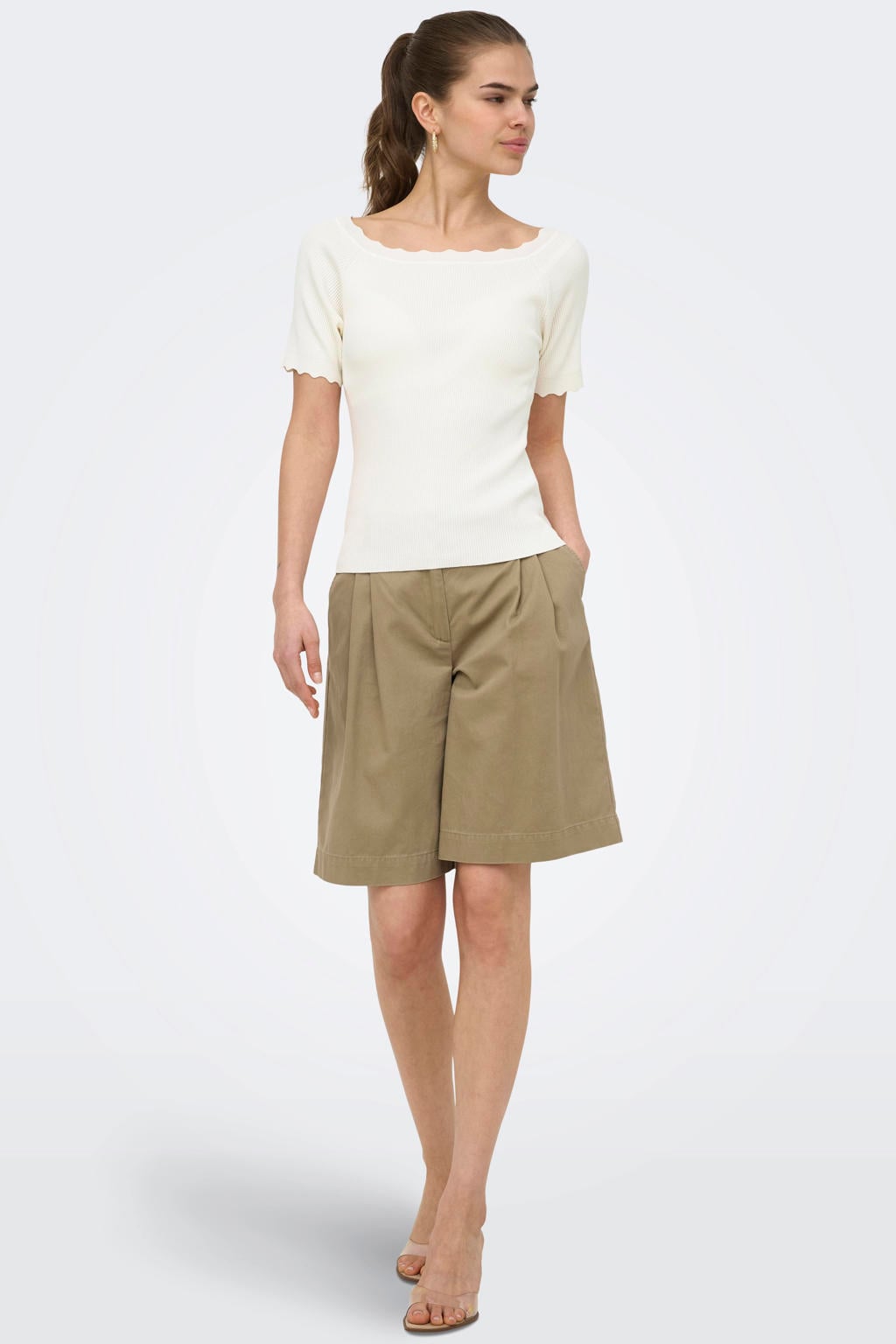Ecru dames JDY top gebreid van viscose met effen, korte mouwen en boothals