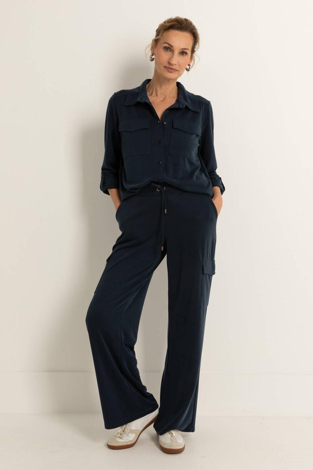 Donkerblauwe dames Claudia Sträter straight high waist cargobroek gebreid van modal met elastische tailleband met koord en effen