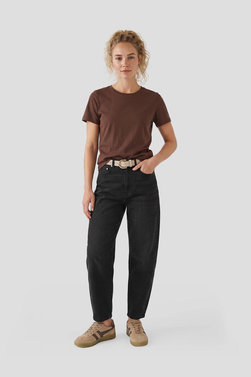 Bruine dames Anytime T-shirt van katoen met effen, korte mouwen en ronde hals