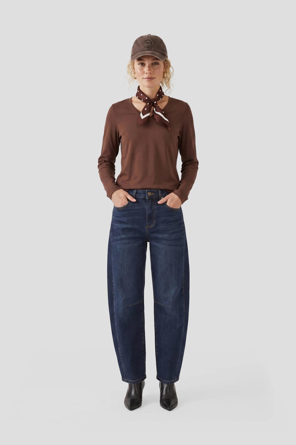 Anytime longsleeve V-hals bruin