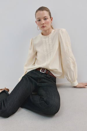 top beige