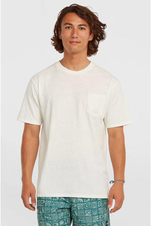 t-shirt wit