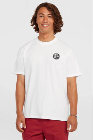 t-shirt wit