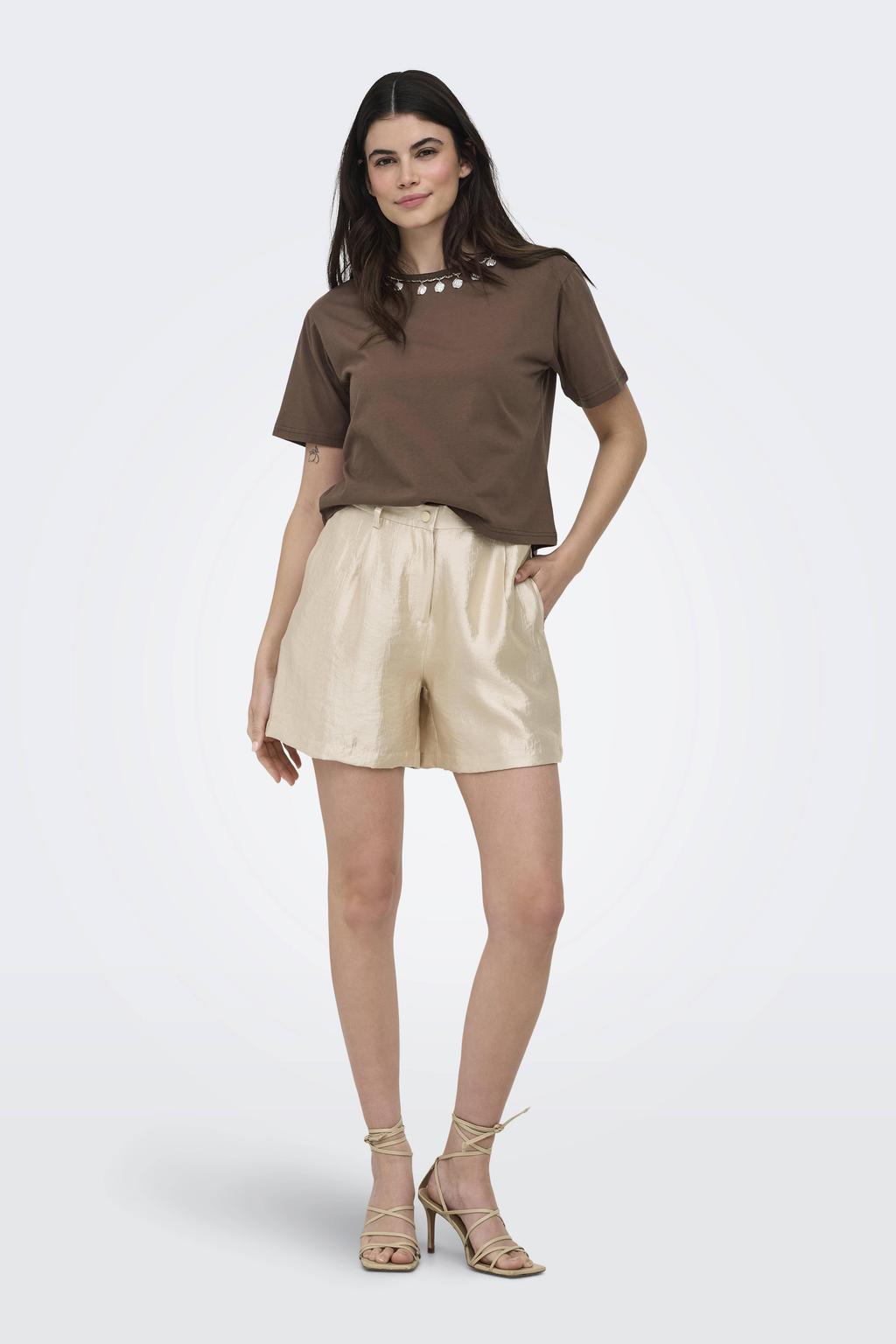 Gouden dames ONLY regular high waist casual short van modal met knoopsluiting en effen