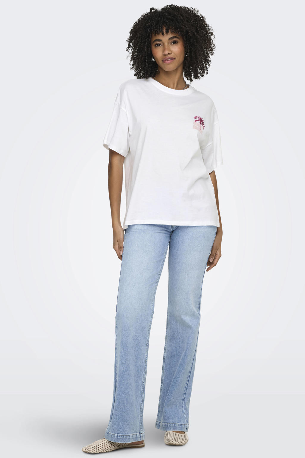 Ecru, geel en paarse dames ONLY T-shirt van katoen met backprint, korte mouwen en ronde hals