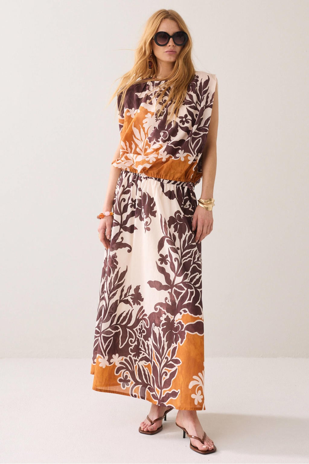 Bruin, ecru en oranje dames Summum gebloemde top met bladprint en ronde hals